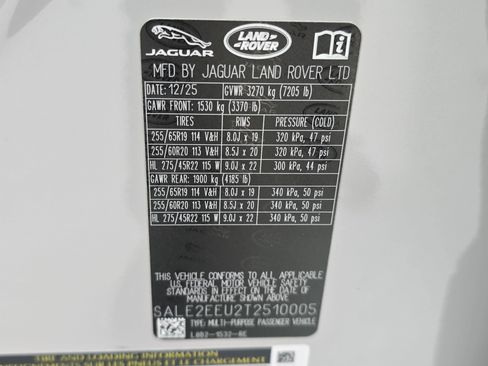 New 2026 Land Rover Defender 110 X-Dynamic SE image 35