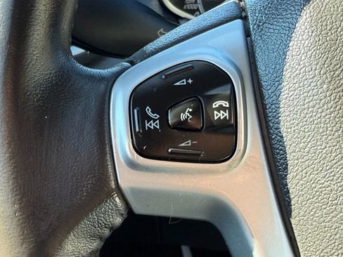 Used 2015 Ford Fiesta SE image 23