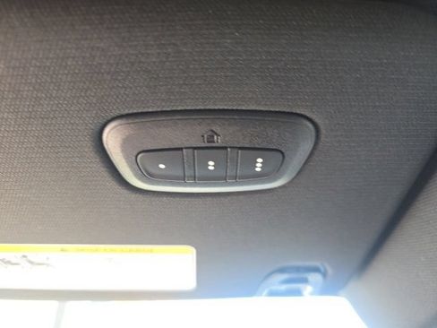 New 2026 RAM 1500 4x4 Crew Cab image 25