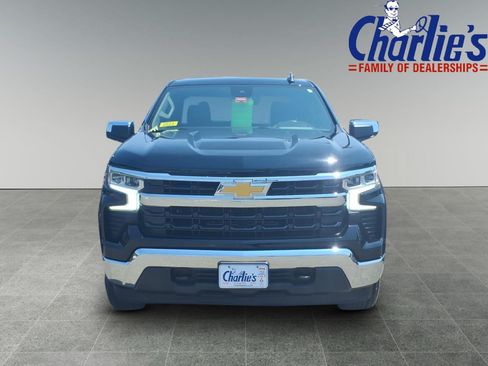 Used 2023 Chevrolet Silverado 1500 LT AWD/4WD image 2