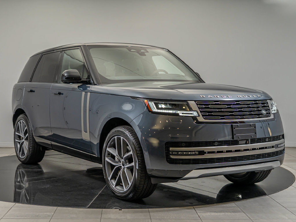 Used 2026 Land Rover Range Rover SE AWD/4WD image 3