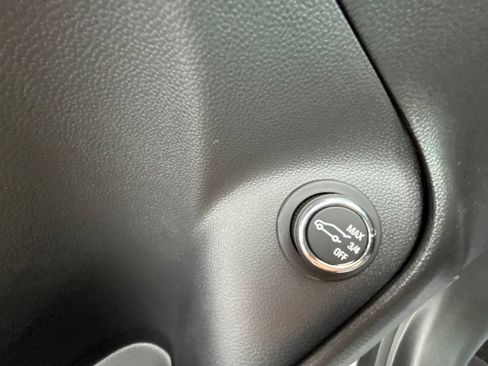 Used 2026 Buick Encore GX Preferred w/ Comfort Package FWD image 17