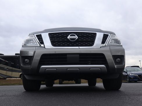 Used 2017 Nissan Armada Platinum image 5