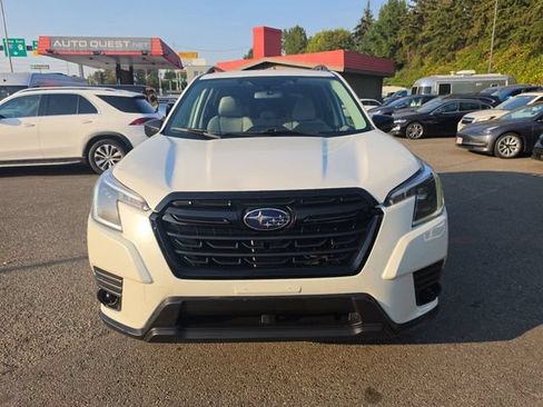 Used 2022 Subaru Forester AWD/4WD image 19