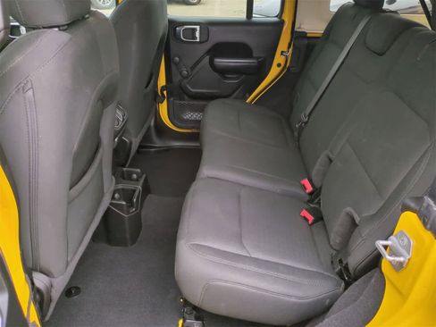 Used 2021 Jeep Wrangler Unlimited Sport image 18