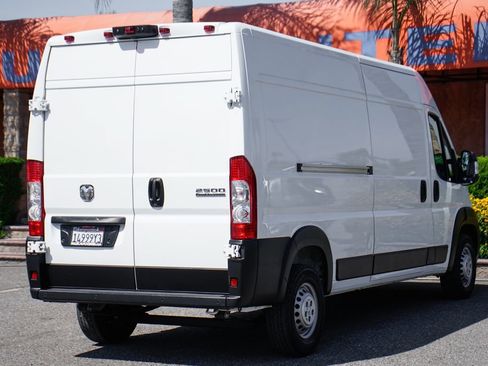 Used 2024 RAM ProMaster 2500 w/ Safety Group FWD image 10