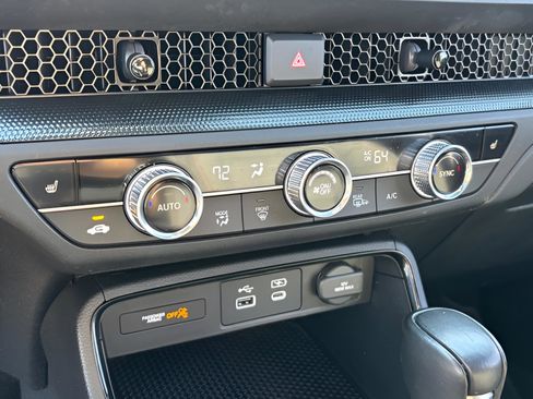 Certified 2025 Honda CR-V Sport image 27