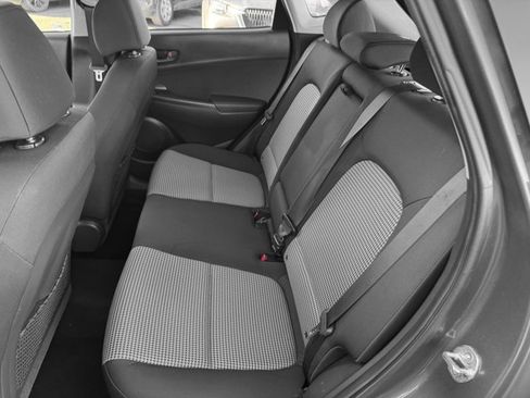 Used 2019 Hyundai Kona SE image 17