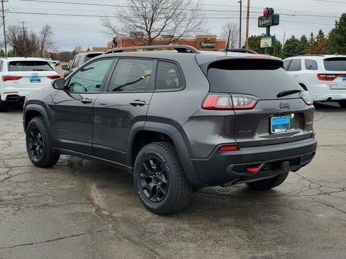 Used 2022 Jeep Cherokee Trailhawk w/ Trailer Tow Group image 5