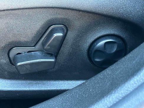 Used 2025 Alfa Romeo Tonale image 18