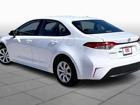 Used 2025 Toyota Corolla LE image 12