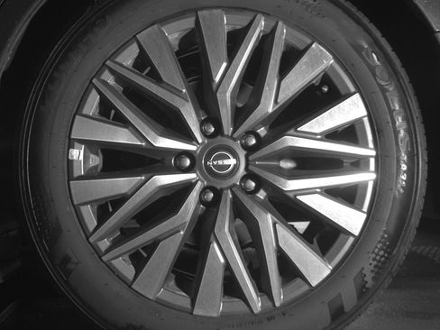 Used 2025 Nissan Altima 2.5 SV image 14