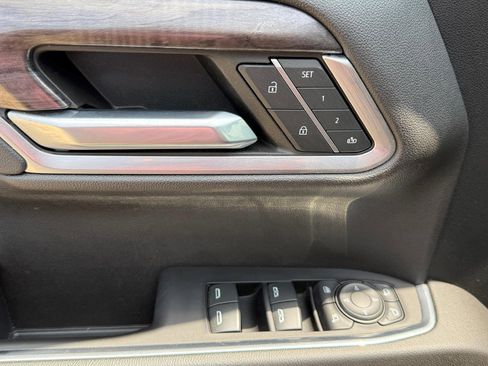 Certified 2022 Chevrolet Silverado 1500 LTZ image 16