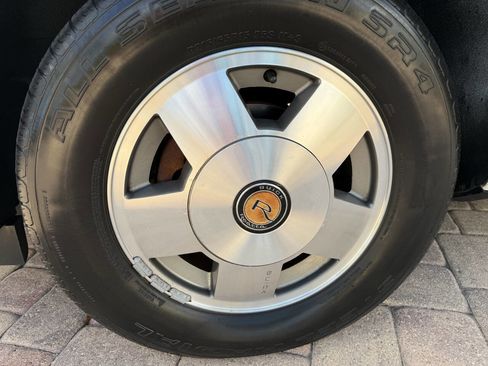 Used 1990 Buick Reatta Convertible image 4