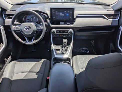 Used 2021 Toyota RAV4 XLE w/ Convenience Package FWD image 28