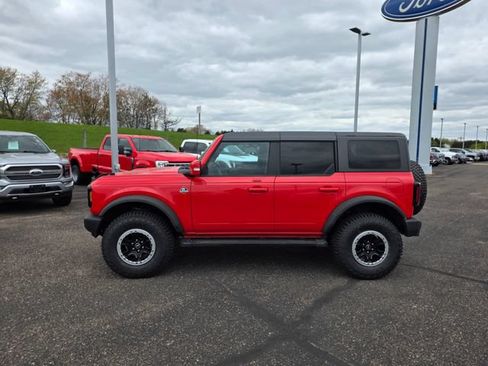 Used 2023 Ford Bronco Outer Banks w/ Sasquatch Package AWD/4WD image 4
