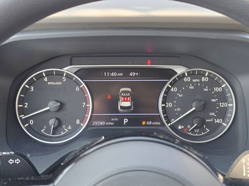 Used 2023 Nissan Rogue SV image 21