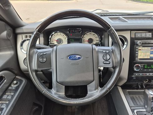 Used 2014 Ford Expedition EL Limited w/ Equipment Group 301A AWD/4WD image 24