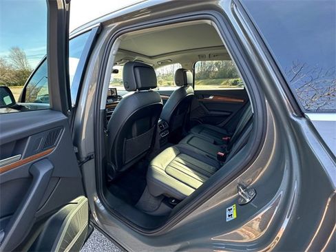 Used 2023 Audi Q5 2.0T Premium Plus w/ Premium Plus Package image 18