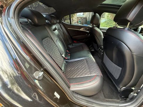 Used 2019 Genesis G70 2.0T Advanced w/ Sport Package image 12