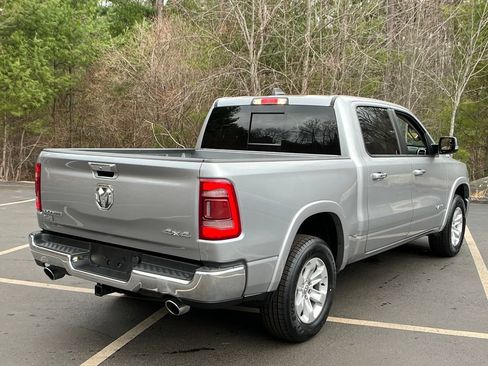 Used 2022 RAM 1500 Laramie AWD/4WD image 5