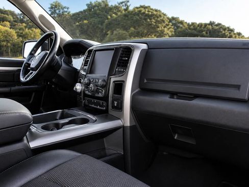 Used 2016 RAM 1500 Sport w/ Sport Premium Group AWD/4WD image 16