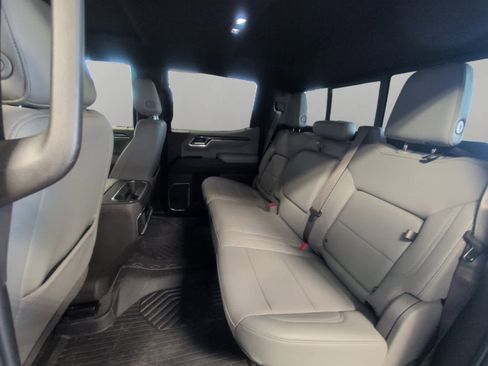 Used 2024 Chevrolet Silverado 1500 LTZ image 13