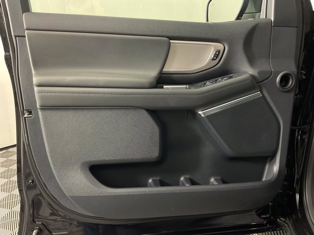 New 2027 Ford Expedition Active RWD image 12