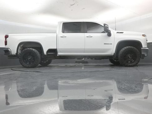 Used 2021 Chevrolet Silverado 2500 LT w/ Z71 Off-Road Package AWD/4WD image 49