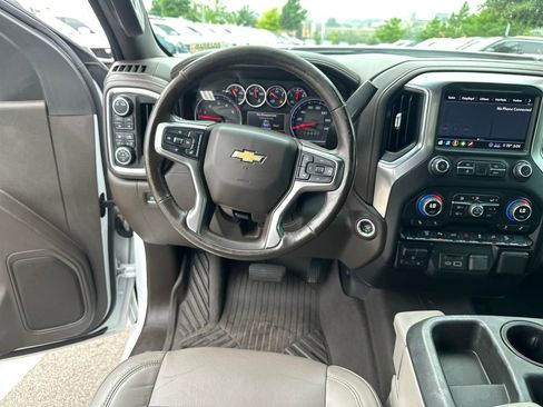 Used 2020 Chevrolet Silverado 3500 LTZ AWD/4WD image 26