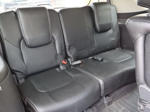 Used 2017 Nissan Armada SV w/ Driver Package RWD image 18