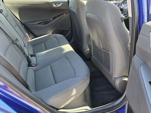 Used 2022 Hyundai Ioniq SE image 14