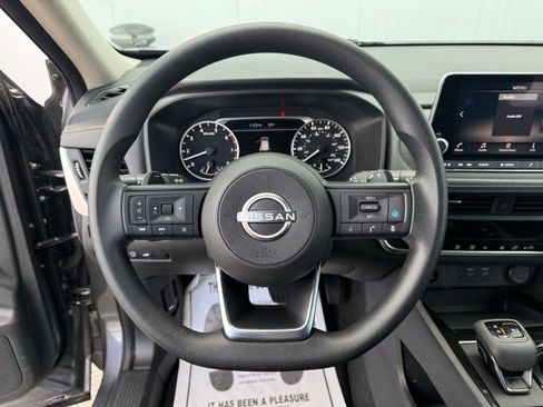 Certified 2024 Nissan Rogue SV image 18