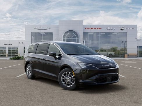 New 2027 Chrysler Pacifica Select FWD image 5