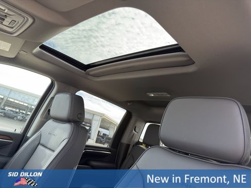 New 2026 GMC Sierra 3500 Denali w/ Denali Reserve Package image 18