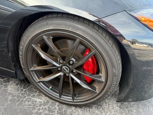 Used 2025 Nissan Z Performance w/ Floor Mat Package RWD image 9