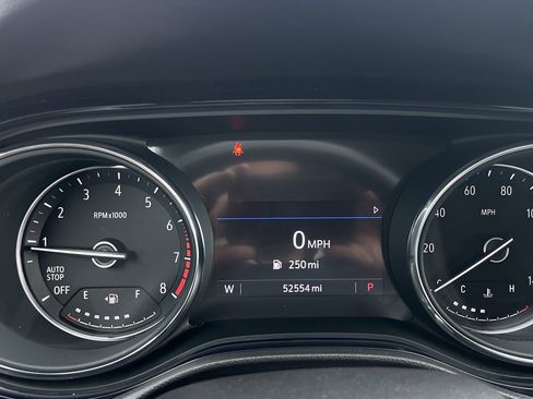 Used 2022 Buick Encore GX Select image 3