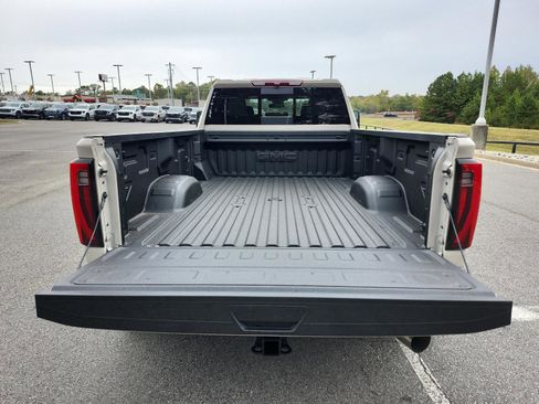 New 2026 GMC Sierra 3500 SLE w/ SLE Value Package image 10