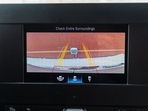 Used 2024 Mercedes-Benz Sprinter 2500 w/ Acoustic Package image 17