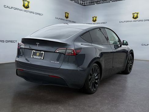 Used 2022 Tesla Model Y Performance AWD/4WD image 5