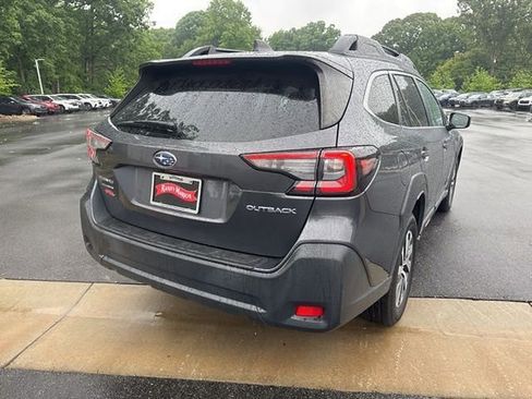 Certified 2023 Subaru Outback Premium AWD/4WD image 4