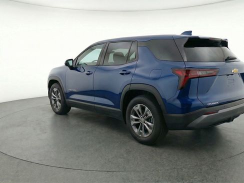 Used 2025 Chevrolet Equinox LT image 6
