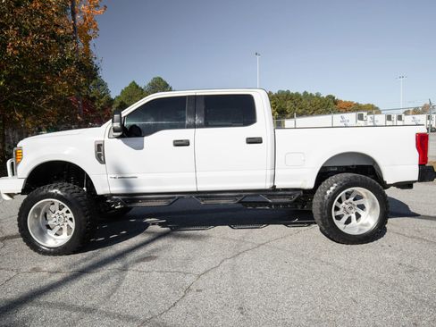 Used 2017 Ford F250 XLT image 7