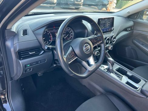 Used 2022 Nissan Sentra SV FWD image 6