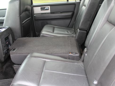 Used 2011 Ford Expedition EL Limited image 35