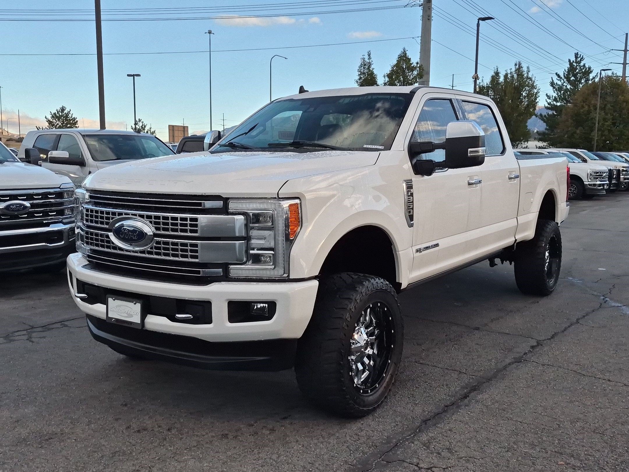 Used 2019 Ford F350 Platinum w/ Platinum Ultimate Package AWD/4WD image 10