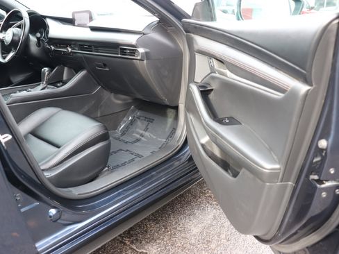 Used 2024 MAZDA MAZDA3 s image 15