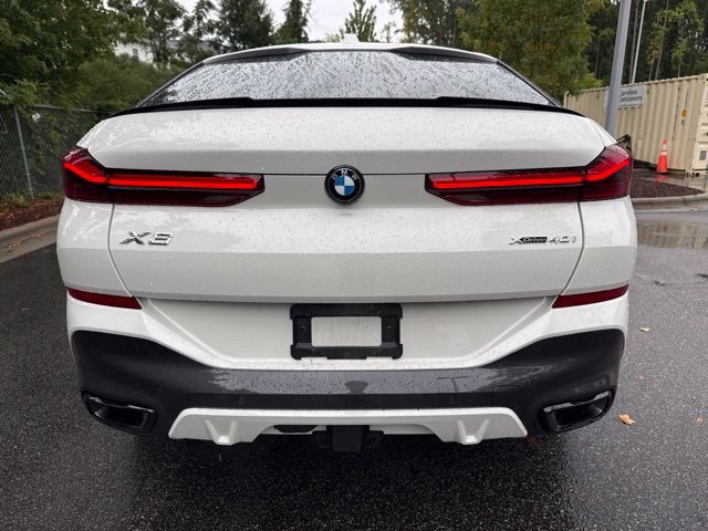 Used 2025 BMW X6 xDrive40i w/ Climate Comfort Package AWD/4WD image 6
