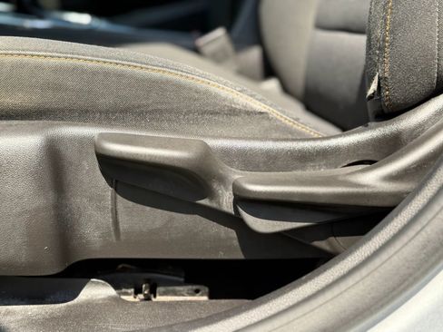 Used 2016 Chevrolet Cruze LS FWD image 43