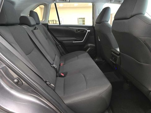 Certified 2023 Toyota RAV4 LE AWD/4WD image 24